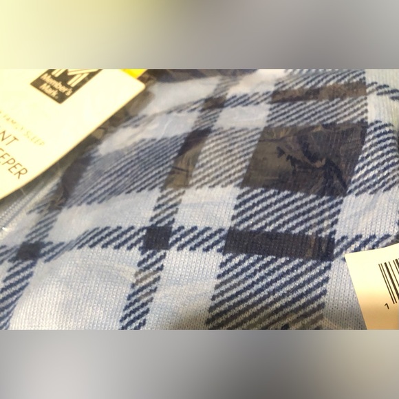 Baby Boy’s Holiday Blanket Sleeper Footie Pajamas Size 6 Months New With Tags - Picture 3 of 7